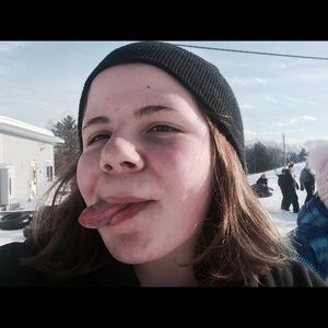 Meet your Posher, Hope